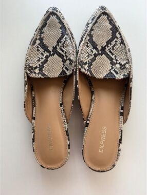 Express Women's Snake Print Pointed Toe Mule Heels Size 7.5